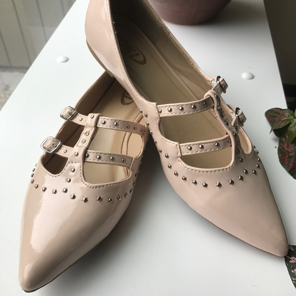 🍂 STYLISH FLATS 🍂